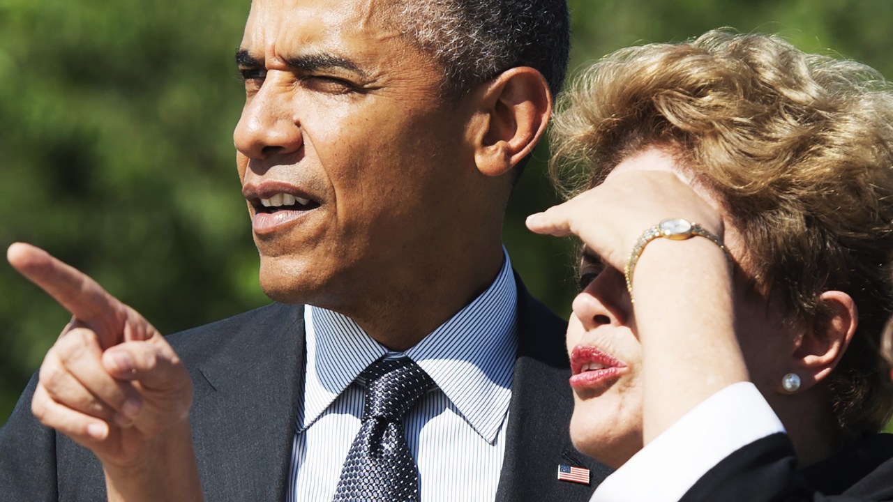 Presidente Dilma Rousseff acompanhada do presidente dos Estados Unidos, Barack Obama em visita ao memorial de Martin Luther King, em Washington DC - 29/06/2015