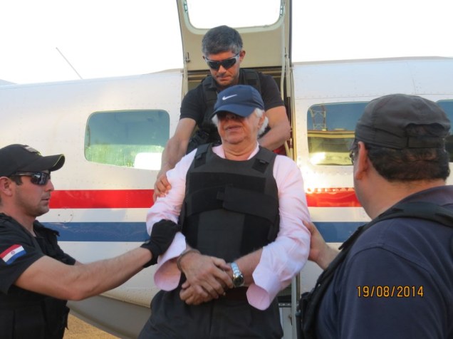 O ex-médico Roger Abdelmassih chega em Foz de Iguaçu após ser deportado do Paraguai
