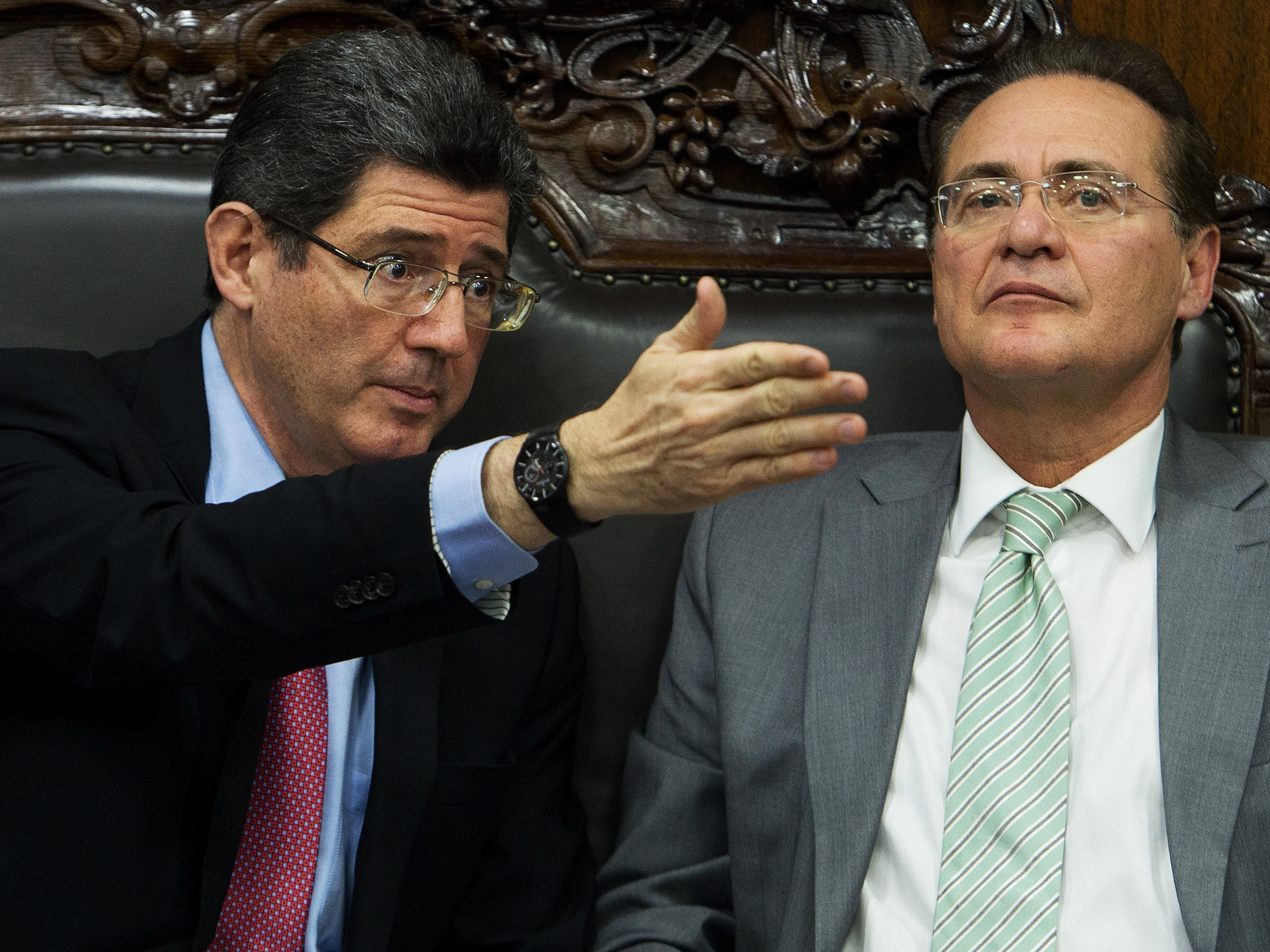 O ministro da Fazenda, Joaquim Levy e o presidente do Senado, Renan Calheiros, em reunião para discutir os itens mais urgentes da Agenda Brasil - 12/08/2015