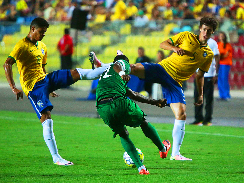 Seleção olímpica do Brasil perde da Nigéria em amistoso | VEJA