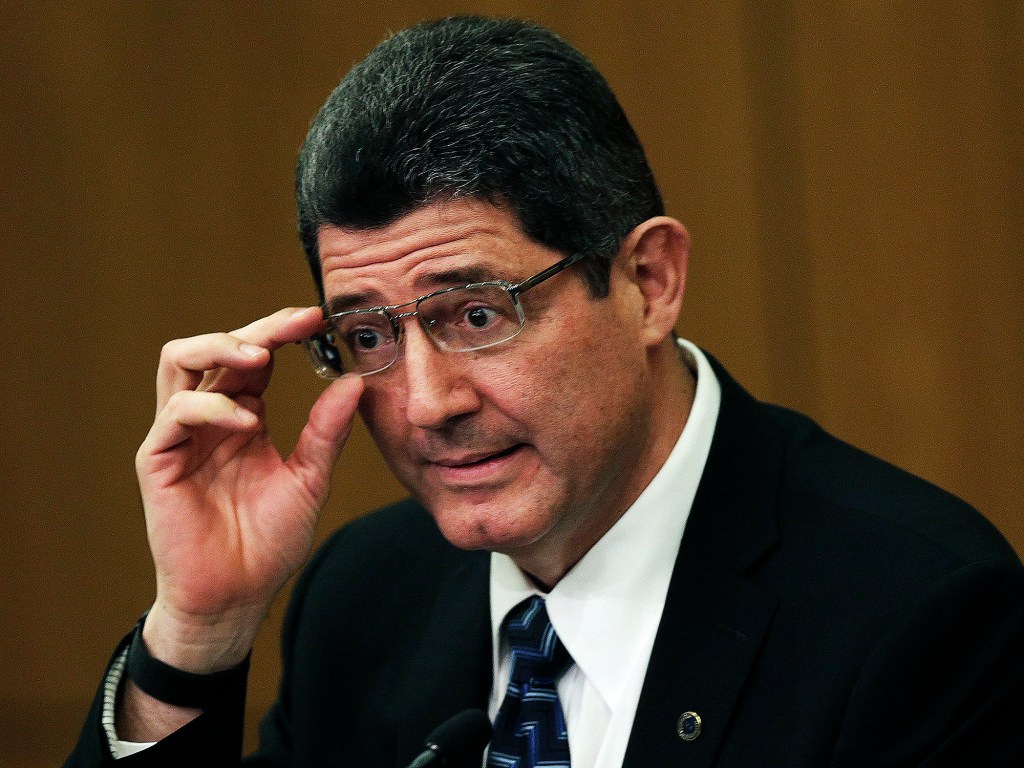 Em Brasília, no Banco Central, Joaquim Levy toma posse como novo ministro da Fazenda