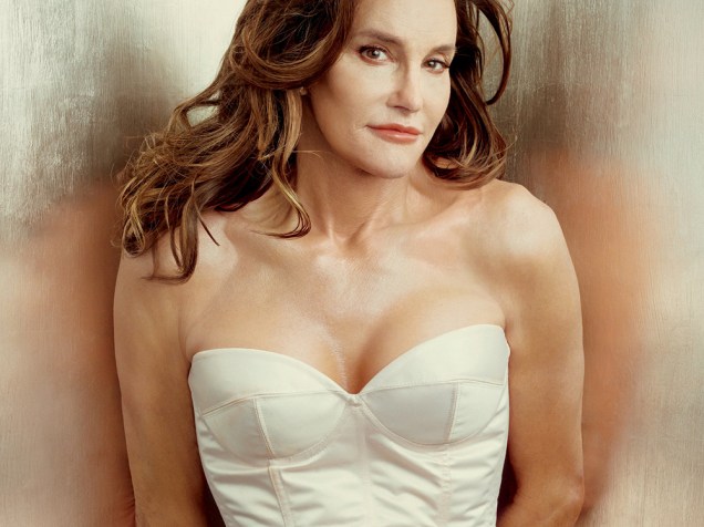 Bruce Jenner -- agora Caitlyn Jenner -- na capa da revista Vanity Fair, em junho de 2015 Bruce Jenner -- agora Caitlyn Jenner -- na capa da revista Vanity Fair, em junho de 2015