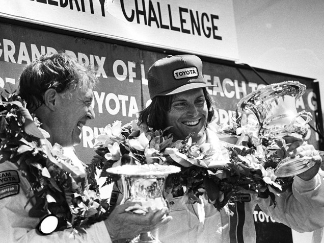 Bruce Jenner ao vencer corrida em 1982
