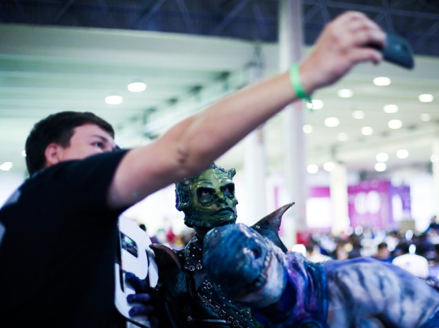 O selfie faz parte da cultura do campuseiro: smartphones e câmeras GoPro registram cada momento da Campus Party