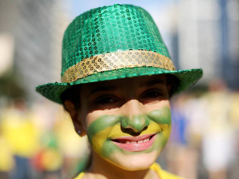 Protesto contra o governo da presidente Dilma Rousseff (PT), na avenida Paulista, neste domingo (16)