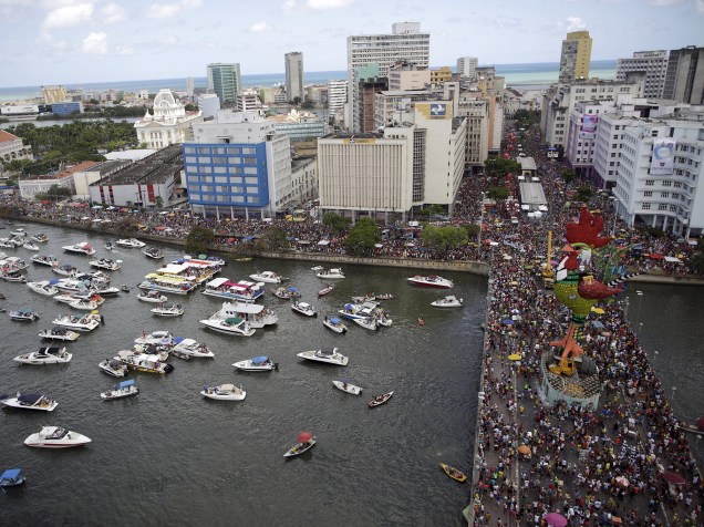 Foliões no Galo da Madrugada, em Recife