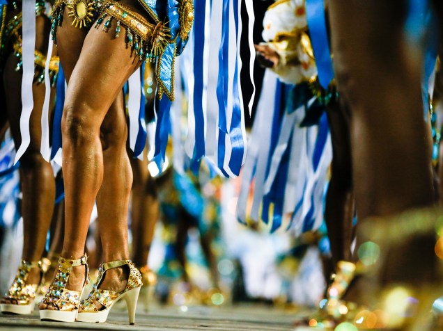 Unidos de Vila Isabel abre a segunda noite de desfiles do grupo especial do Carnaval carioca