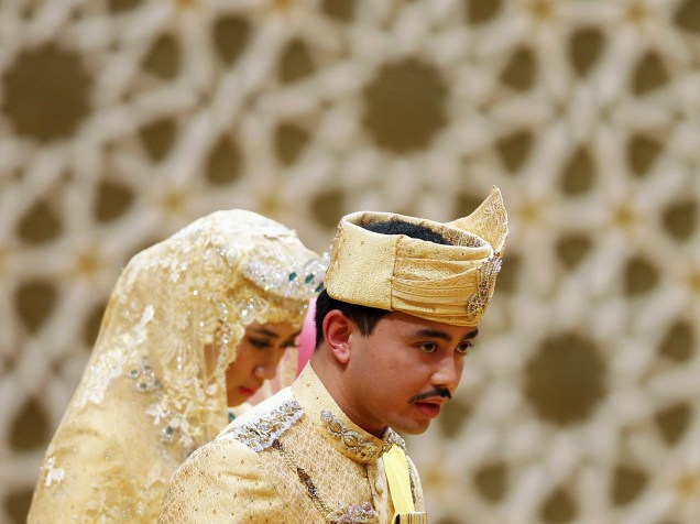O príncipe Malik é filho do Sultão do Brunei, Hassanal Bolkiah, um dos homens mais ricos do mundo