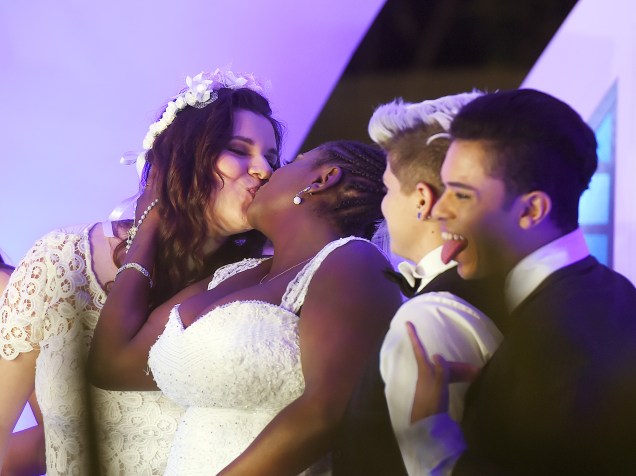 Mayara Monteiro e Naira Fernandes, primeiro casal gay a se unir em uma cerimônia do Rock in Rio