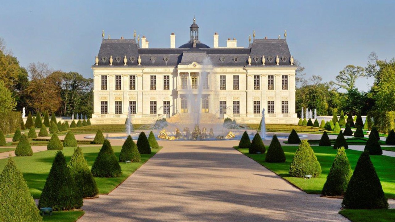 Chateau Louis XIV em Louveciennes, França