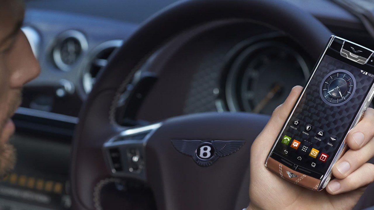 Smartphone da Bentley: produção limitada a apenas 2.000 unidades