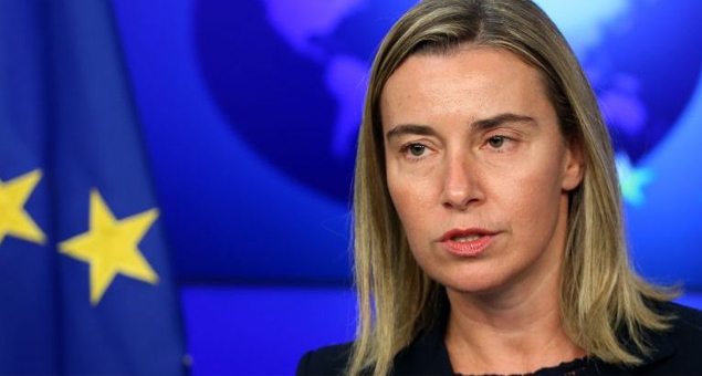 Ex-chefe da diplomacia da União Europeia é detida por suspeita de fraude