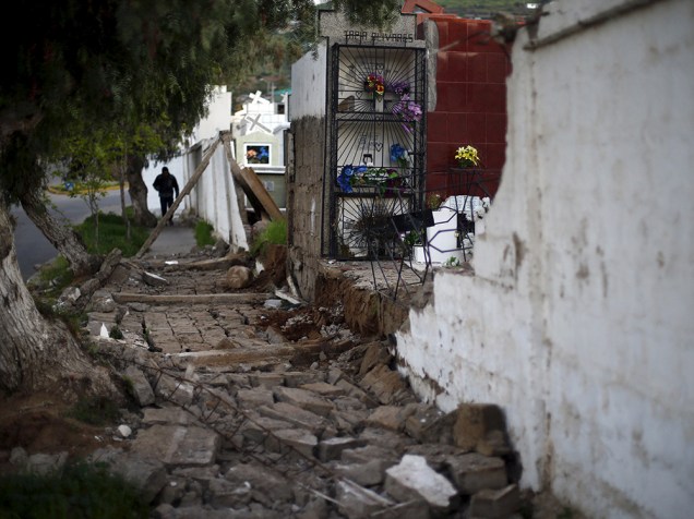 Destruição após o terremoto que atingiu a zona central do Chile