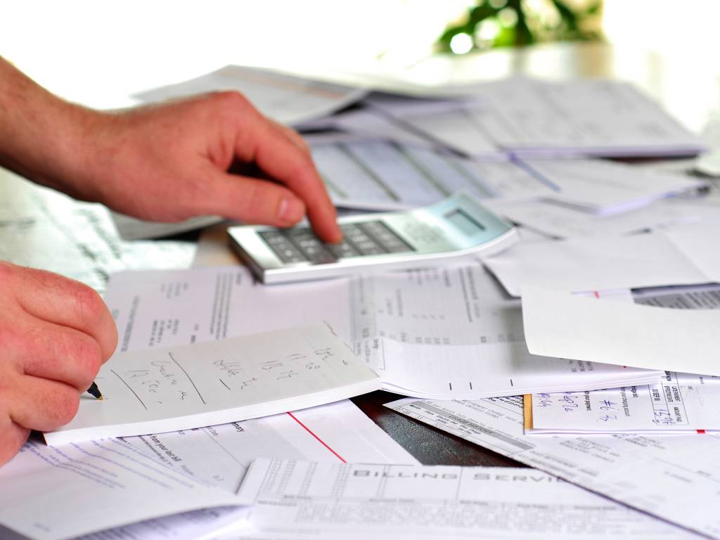 Para reduzir juros, governo vai mudar lei de sigilo bancário