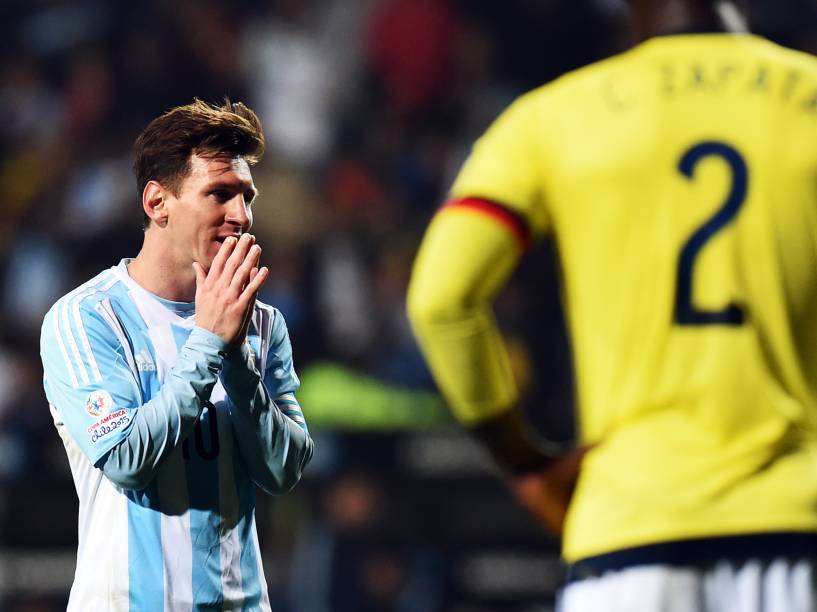 O argentino Lionel Messi durante as quartas de final contra a Colômbia