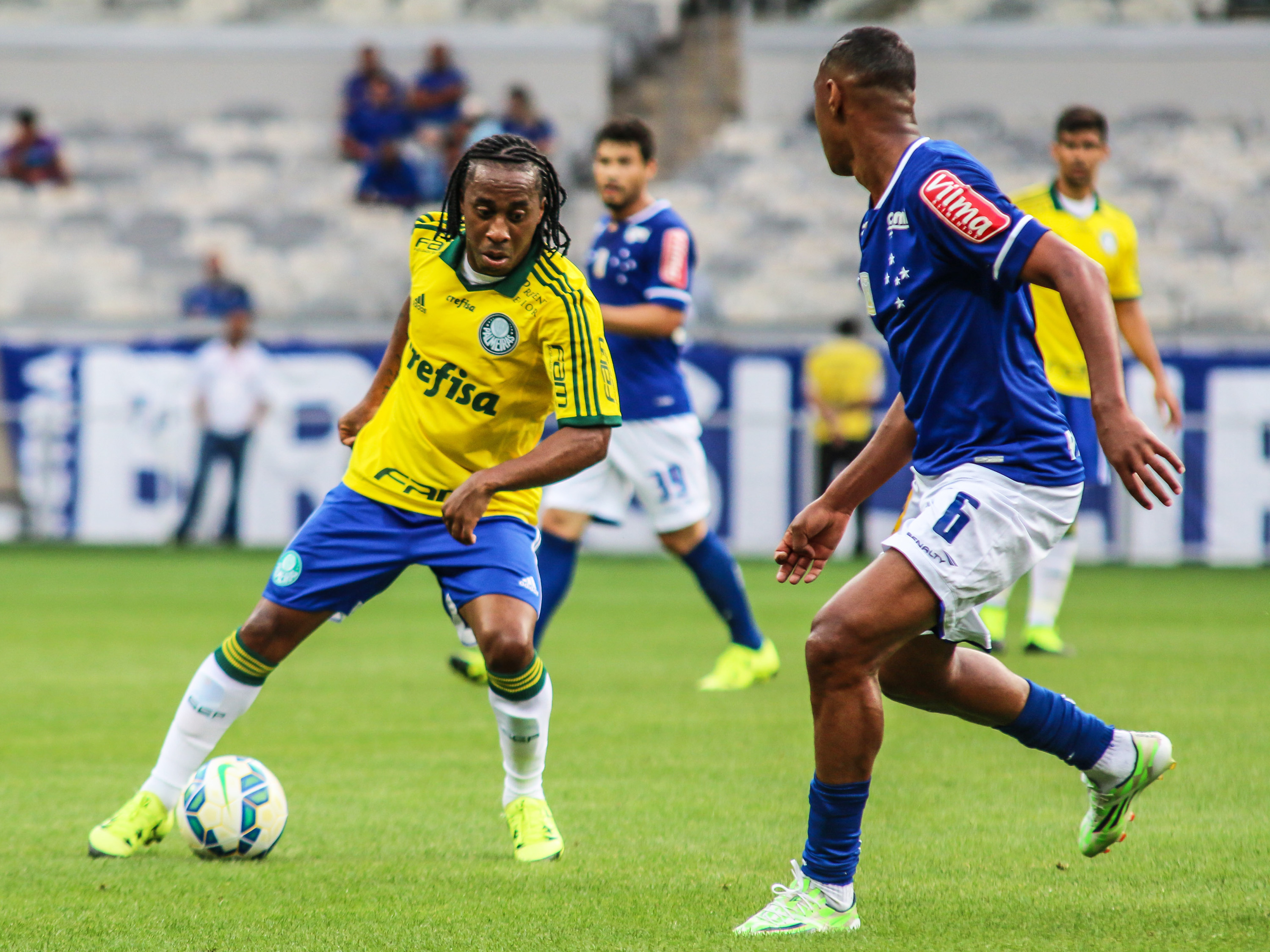 Partida entre Cruzeiro e Palmeiras, válida pelo Campeonato Brasileiro 2015