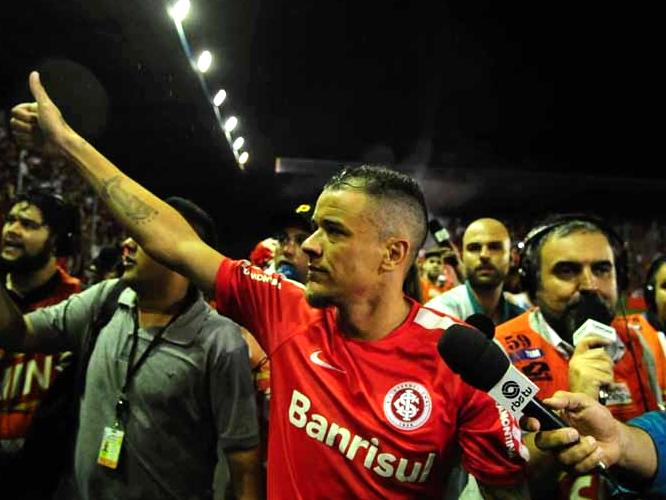 Andrés D'Alessandro, o ídolo do Inter, exibiu sua nova tatuagem
