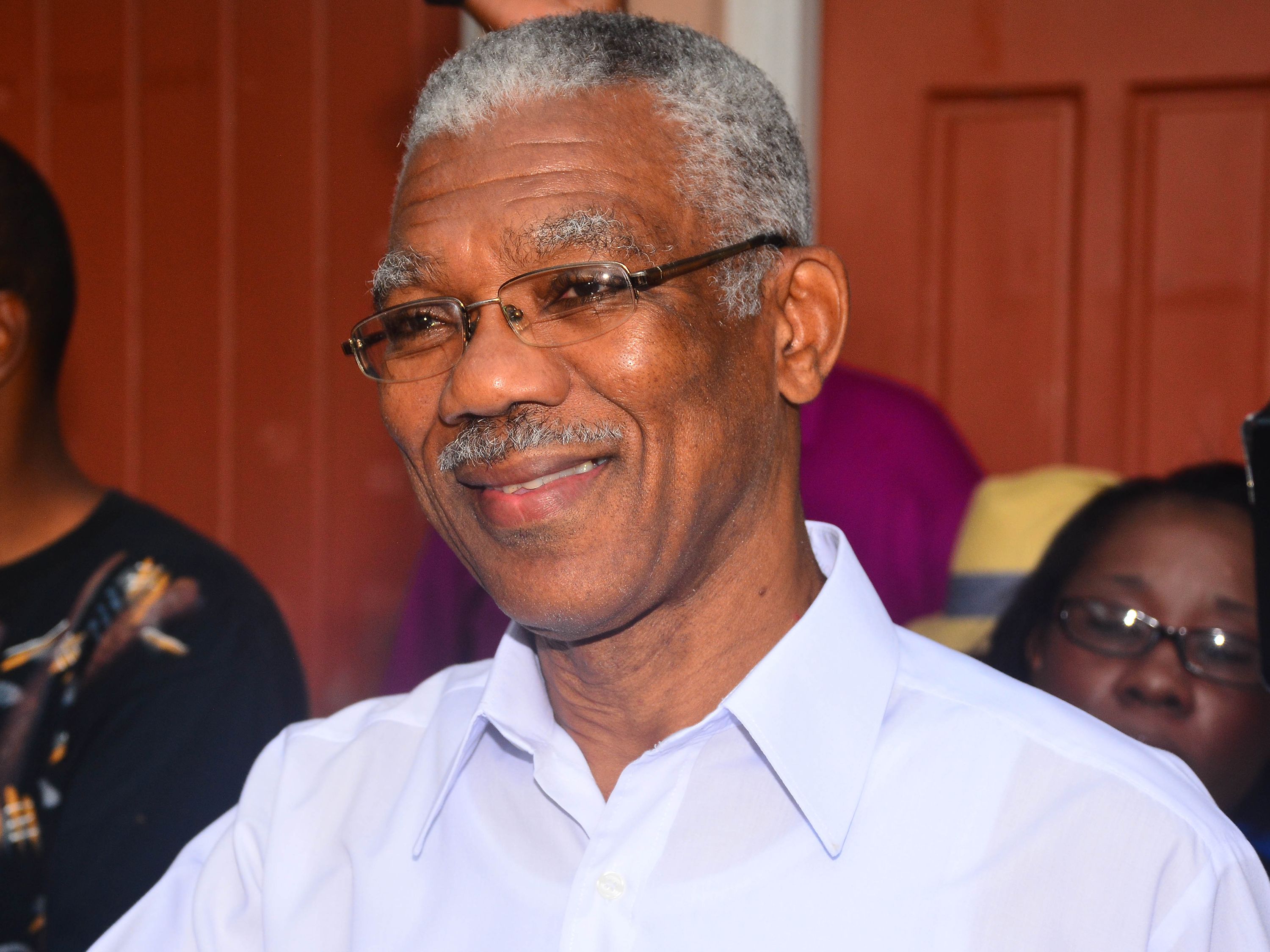 Presidente da Guiana diz que Venezuela mantém seu país na pobreza VEJA