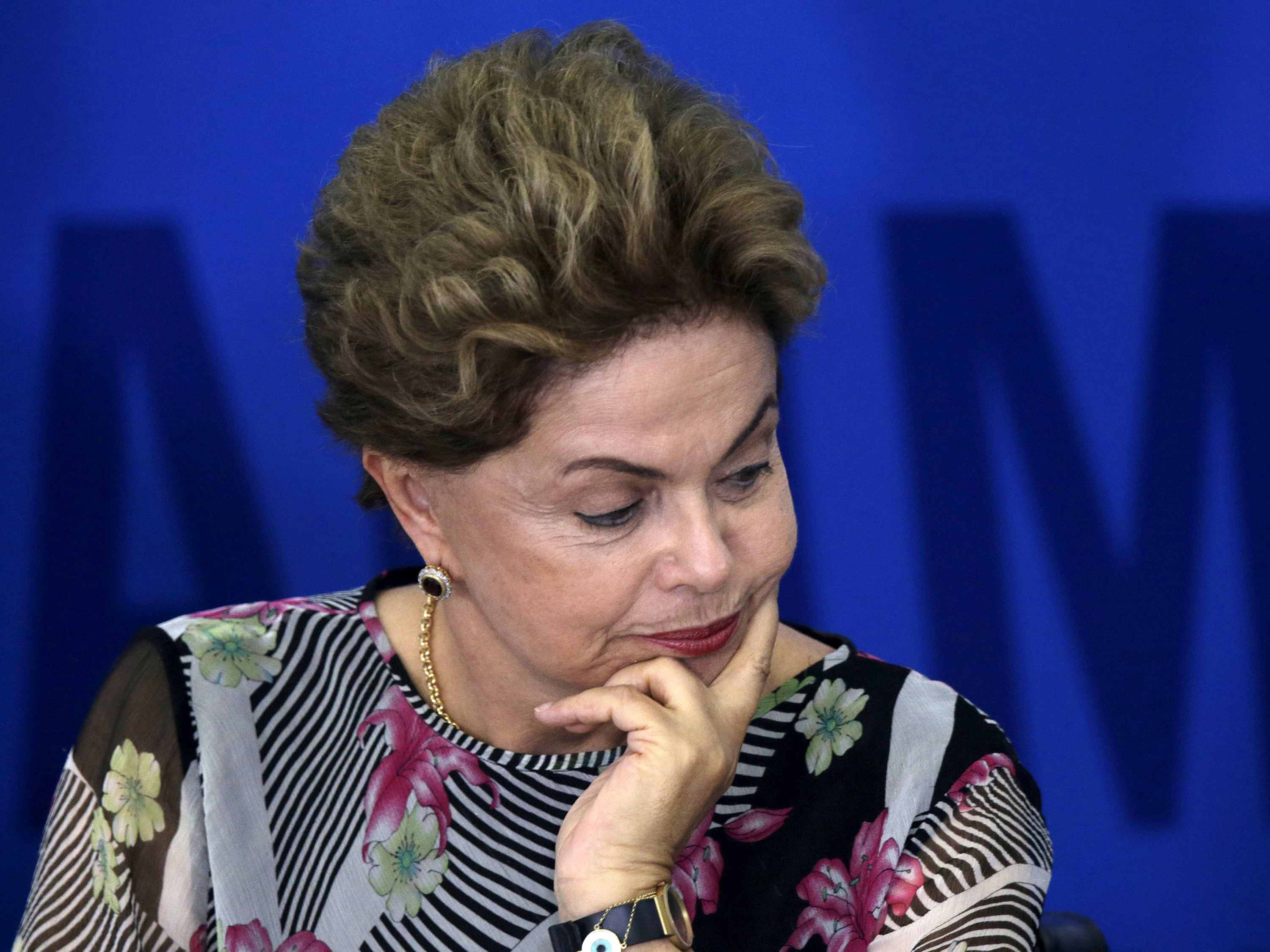 Governo tem até quatro semanas para tentar reverter provável reprovação de contas de 2014 pelo TCU