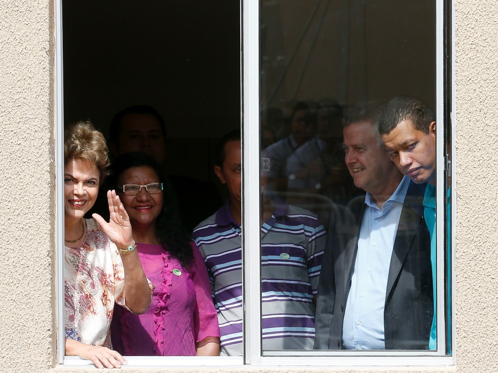 A presidente Dilma Rousseff durante entrega de unidades habitacionais em Paranoá, Distrito Federal, nesta quinta-feira