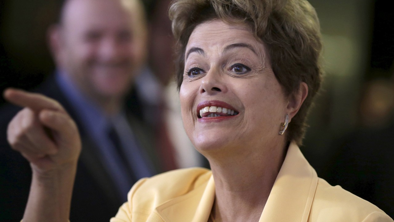"Não queremos ficar com o déficit, queremos discutir as receitas necessárias para não ter déficit", diz Dilma