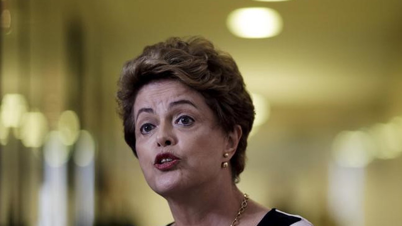 Presidente Dilma durante entrevista no Palácio do Planalto - 07/12/2015