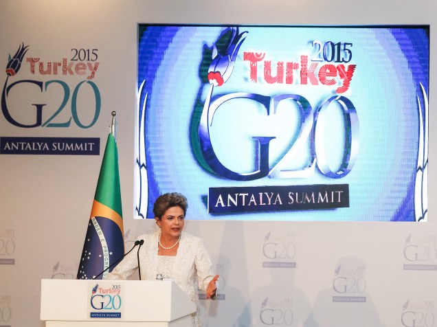 A Presidente Dilma Rousseff durante declaração à imprensa após Cúpula do G20, em Belek, na Turquia