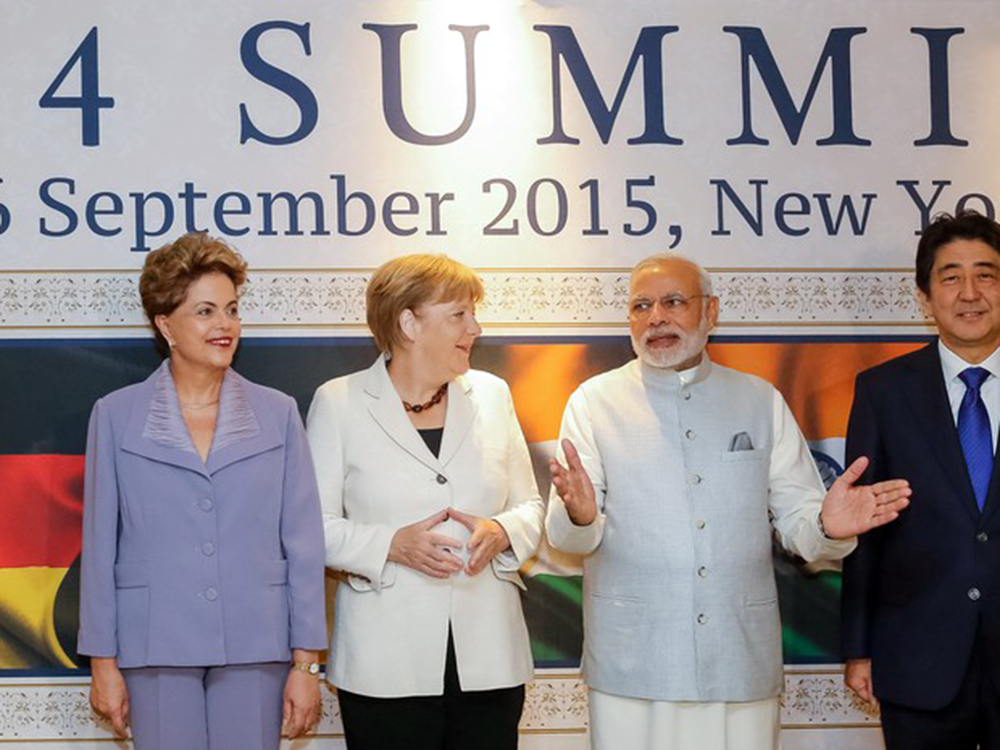 A presidente Dilma Rousseff posou para foto oficial ao lado dos líderes da Alemanha, Índia e Japão
