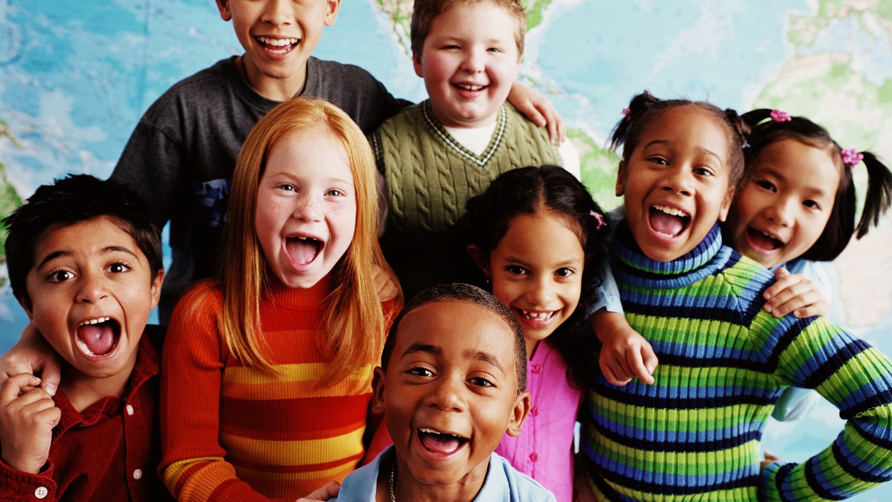 Crianças de diversas etnias