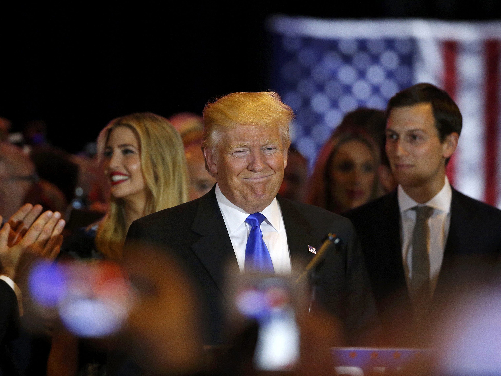 Virtual candidato republicano à presidência dos Estados Unidos, Donald Trump é alvo de protestos de imigrantes e latinos