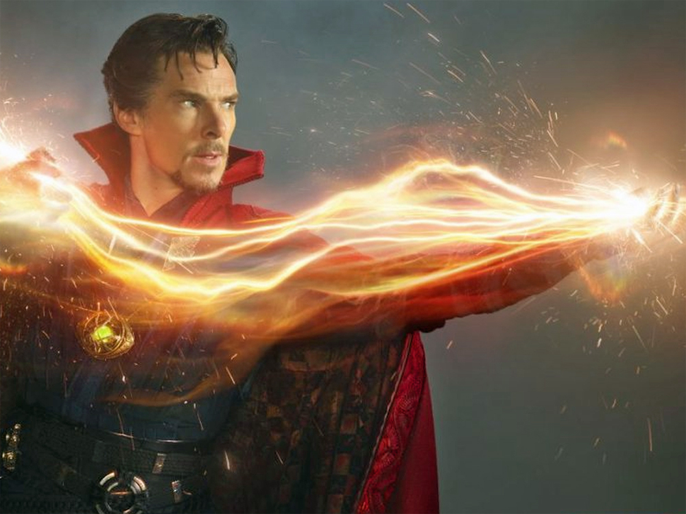 Benedict Cumberbatch interpreta o super-herói Doutor Estranho em filme da Marvel