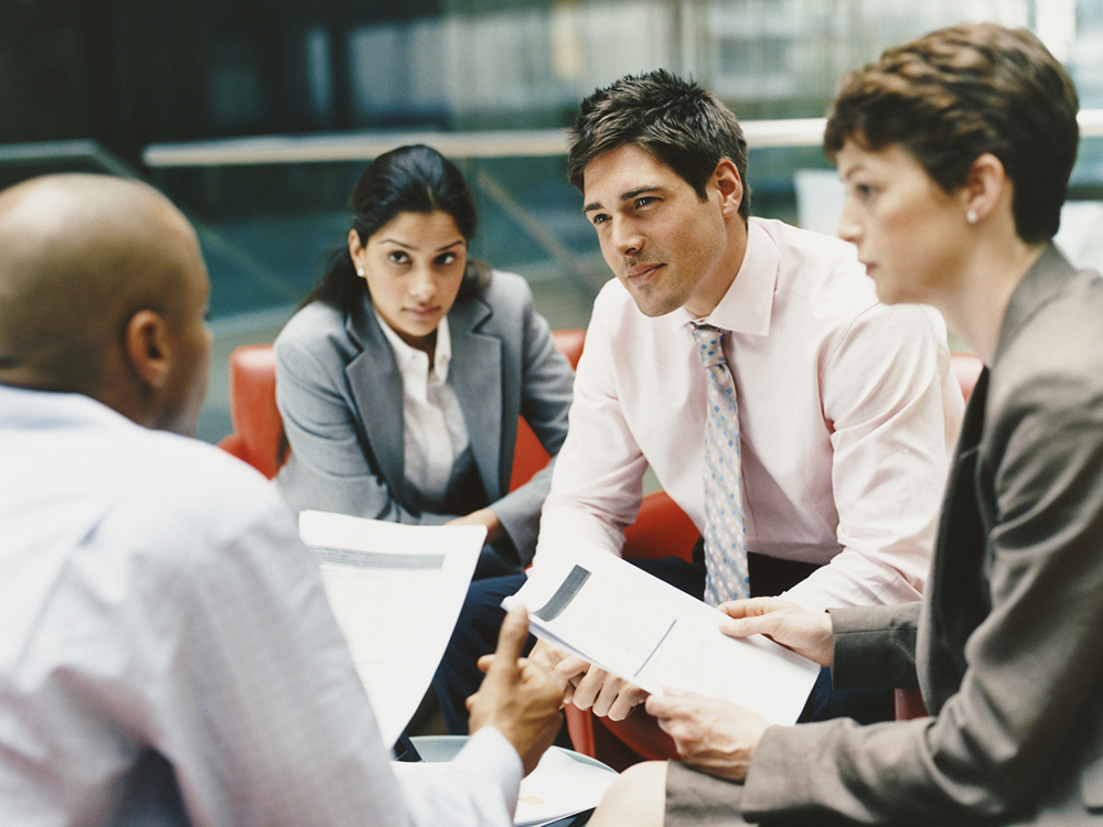 Empresas fazem recrutamento às cegas para promover diversidade