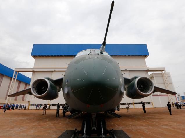 Novo Cargueiro KC-390 apresentado pela Embraer, a maior aeronave desenvolvida e produzida no Brasil