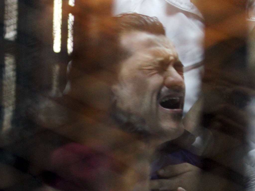 Egito condena 11 à morte por distúrbio em jogo de futebol