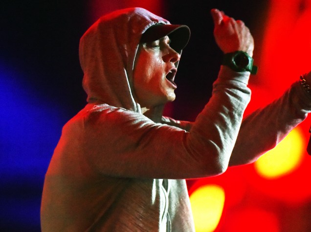 Show do rapper Eminem no Festival Lollapalooza 2016, realizado no Autódromo de Interlagos, em São Paulo (SP), neste sábado (12)