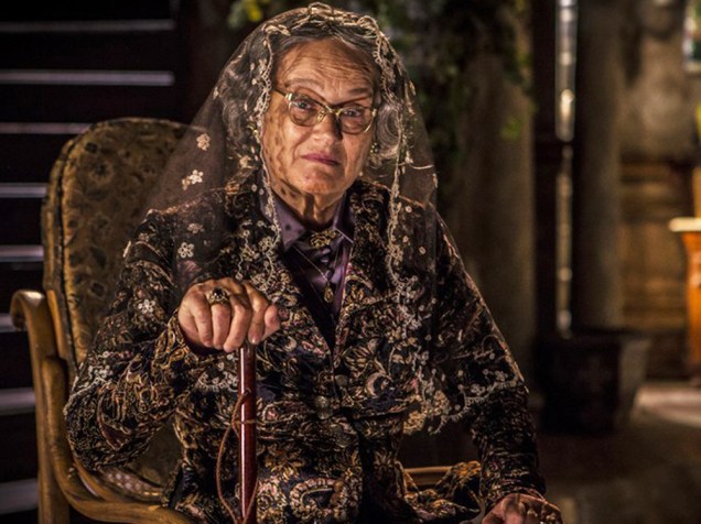 Selma Egrei continua a interpretar a centenária Encarnação em nova fase de Velho Chico