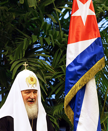 Patriarca Kirill, chega à Havana, em Cuba, para a primeira reunião entre os líderes das igrejas católica e ortodoxa em quase mil anos, nesta sexta (12)