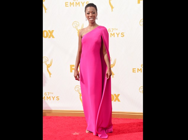 A atriz Samira Wiley no tapete vermelho do Emmy 2015