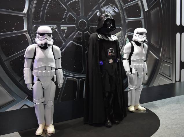 Estande do filme Star Wars mostra réplicas dos personagens durante a Comic Con Experience 2014 em São Paulo