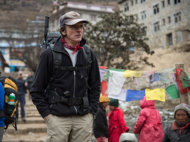 O ator John Hawkes no filme Evereste