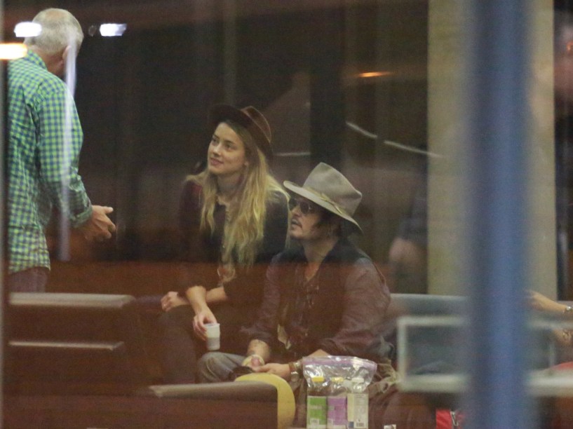 Johnny Depp v Amber Heard  A SÉRIE DA NETFLIX É BOA? Quem estava errado? 