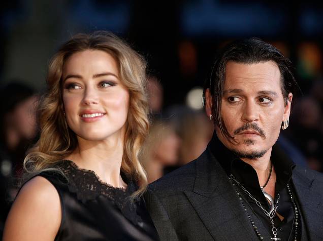 Johnny Depp e Amber Header comparecer ao BFI Film Festival, em Leicester, Inglaterra
