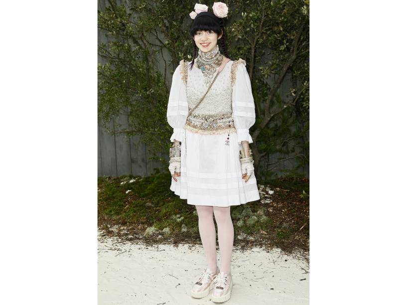 Grimes durante a semana de moda de Paris em 2013