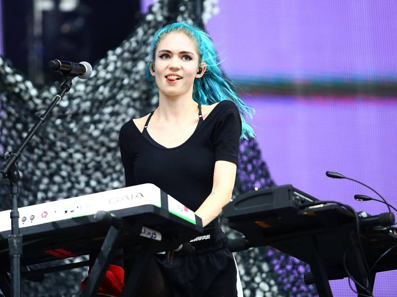 A cantora Grimes durante apresentação na Filadélfia em 2014