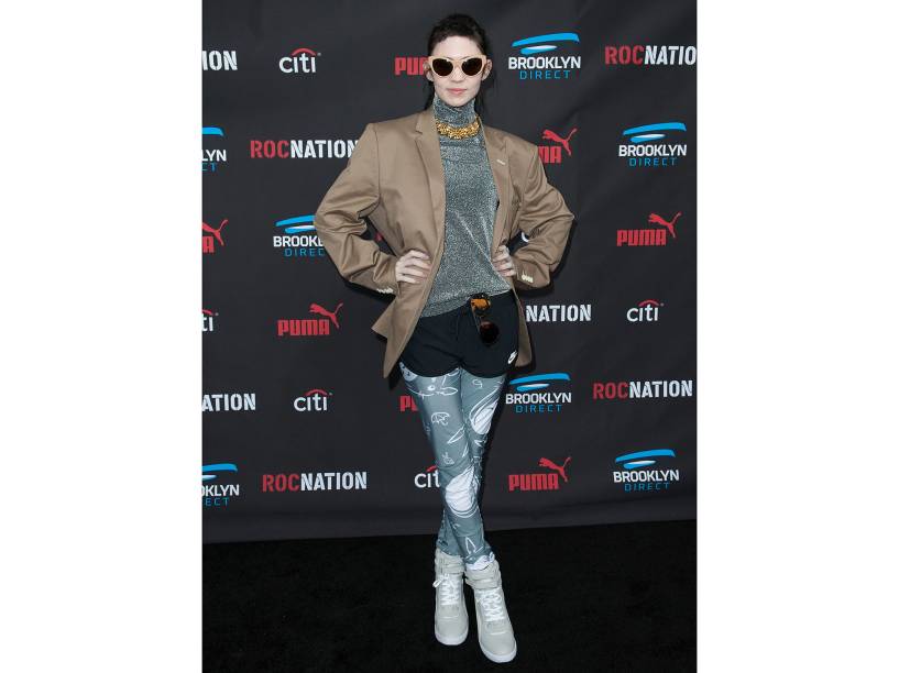 Grimes durante a tradicional festa pré-Grammy organizada pela gravadora RocNation, que gerencia a sua carreira, em 2015