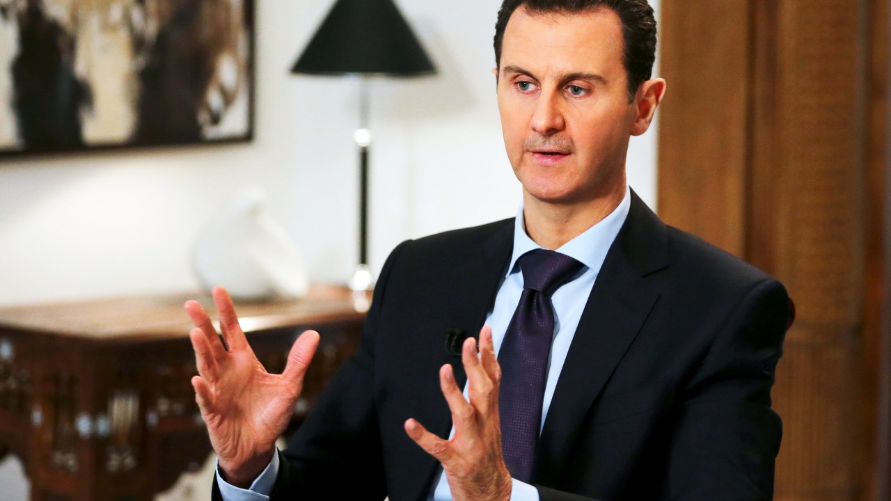 Presidente sírio Bashar al-Assad concedeu entrevista exclusiva à AFP, na capital Damasco, na Síria, na quinta-feira (11)