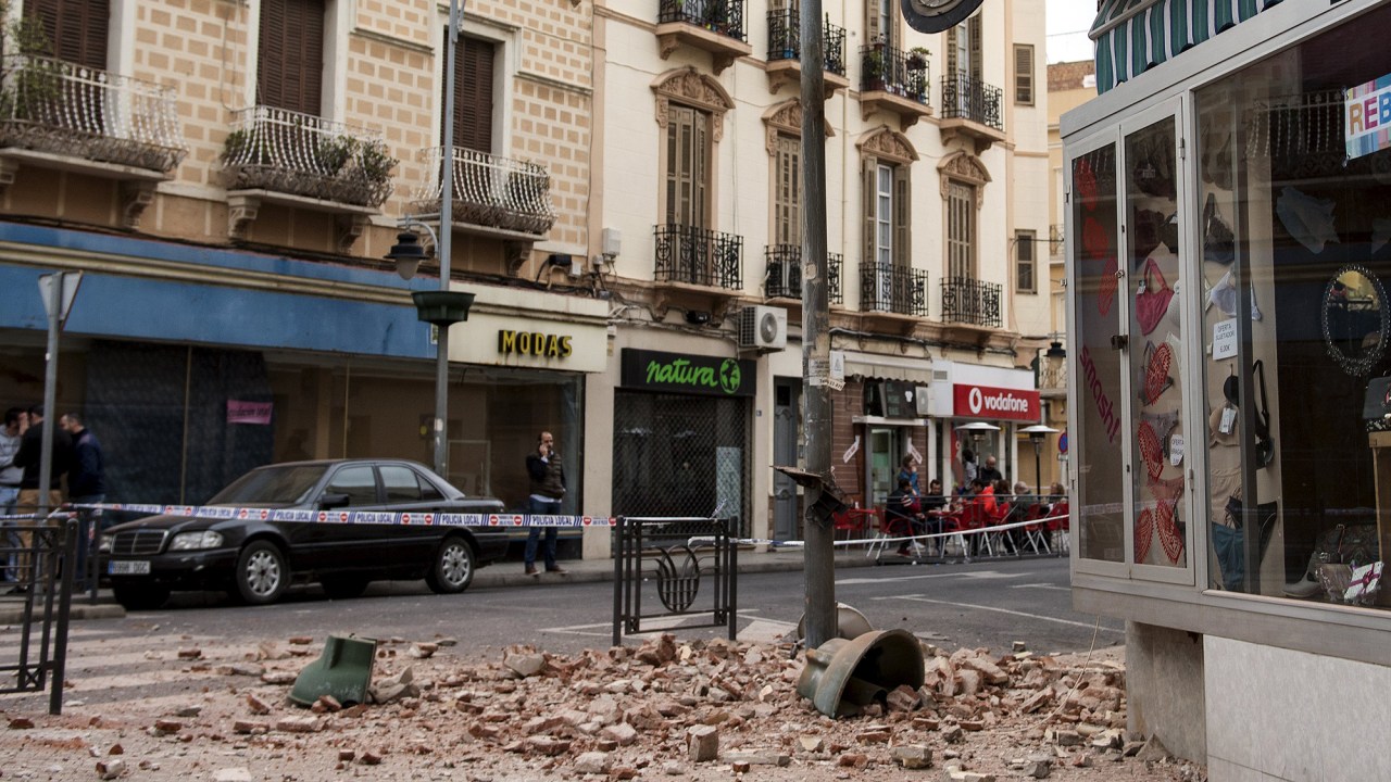 Um terremoto de magnitude 6,3 foi registrado na madrugada desta segunda-feira (25) no mar de Alborán, sendo sentido no sul da Espanha e no norte do Marrocos