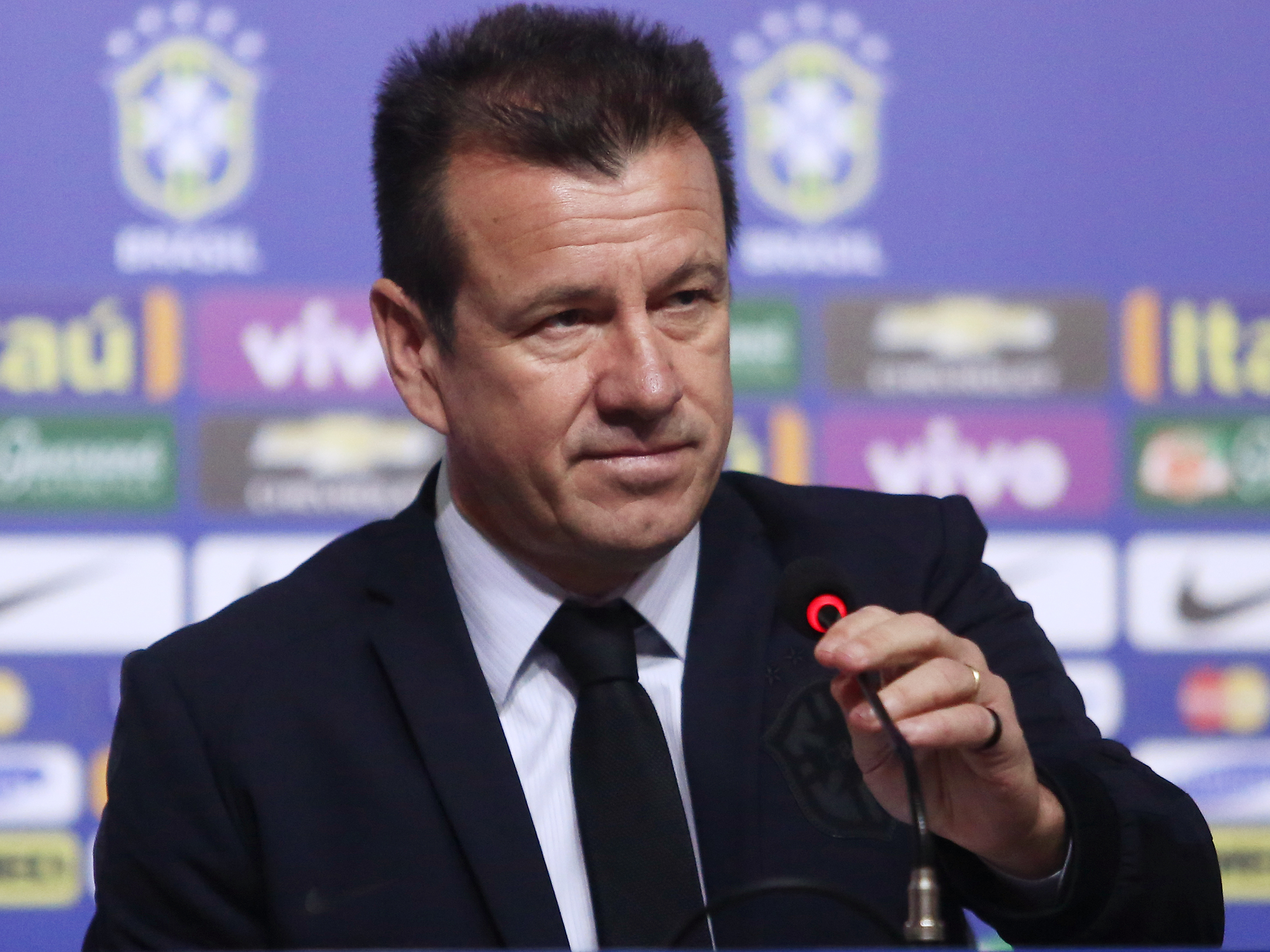 Dunga convoca seleção para a disputa da Copa América Centenário
