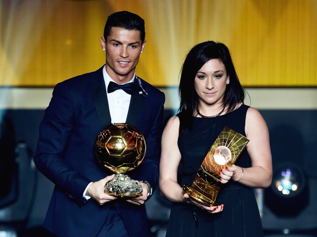 O português Cristiano Ronaldo e a alemã Nadine Kessler, eleitos os melhores do mundo pela Fifa