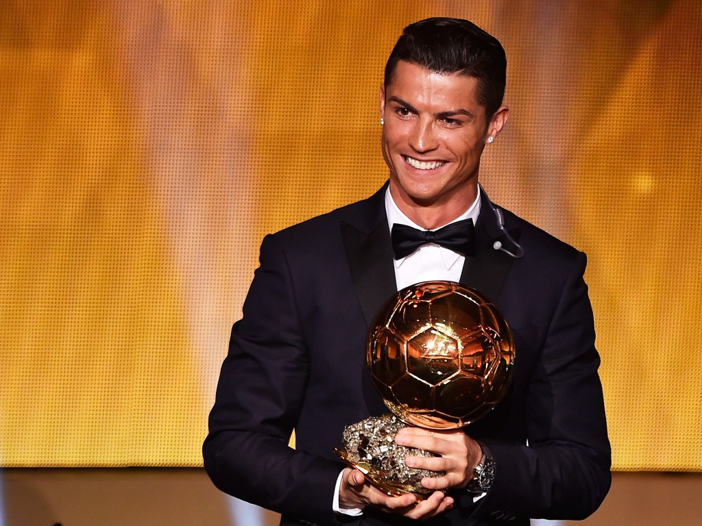 Três vezes vencedor do prêmio Bola de Ouro da Fifa, Cristiano Ronaldo agora é homenageado com nome de galáxia